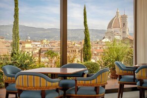 2 bars/lounges, lobby lounge - The Excelsior, a Luxury Collection Hotel, Florence (Florence)