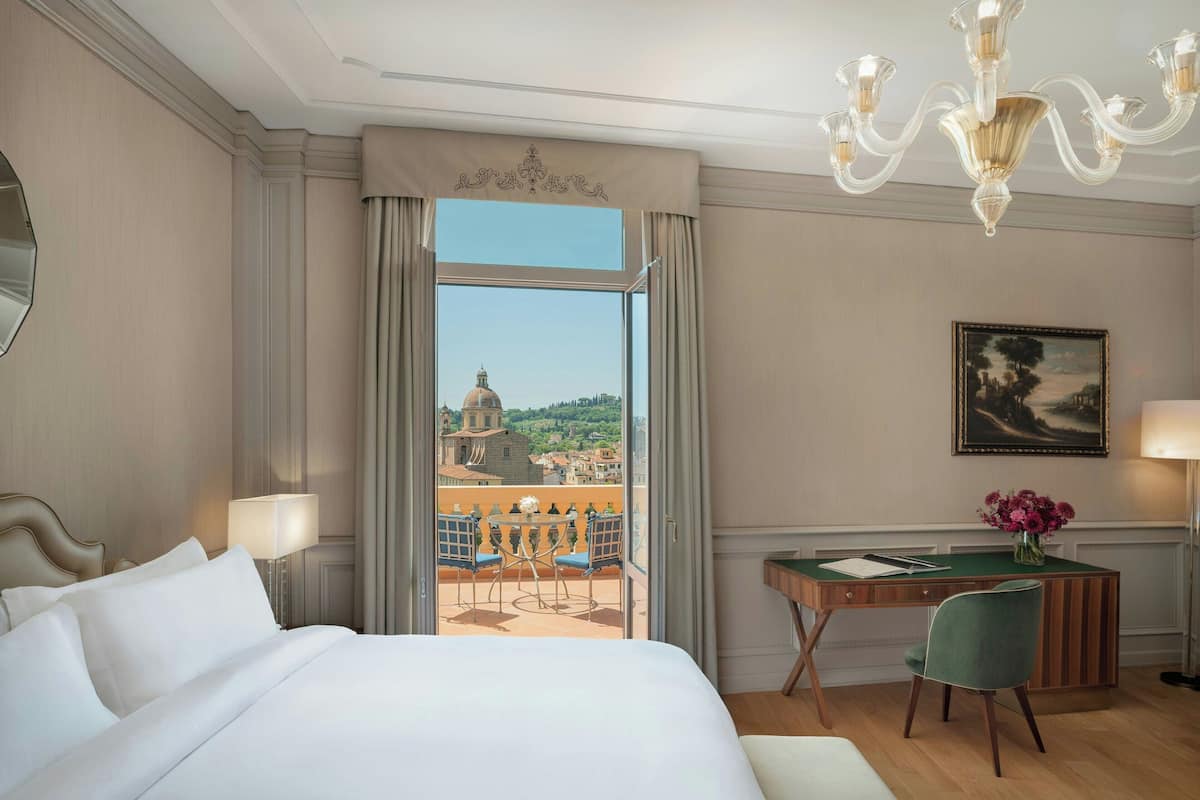 Suite présidentielle, 1 très grand lit, non-fumeur, vue sur le fleuve (Terrace) | 1 chambre, literie de qualité, lit avec matelas à plateau-coussin