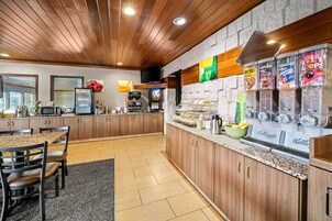 Desayuno continental incluido todos los días 