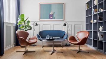 Juniorsvit - 1 kingsize-sÀng - icke-rökare | SÀngtillbehör av högsta kvalitet och bÀddmadrasser