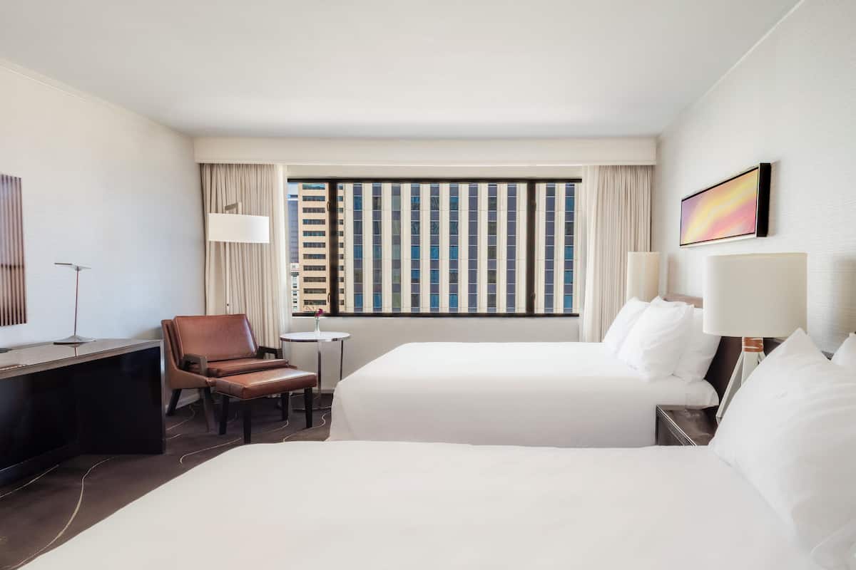 Habitación, 2 camas de matrimonio | Ropa de cama de alta calidad y edredones de plumas