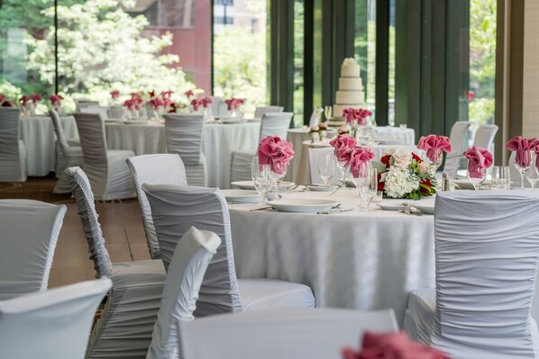 Indoor wedding - Grand Hyatt Denver (Denver)