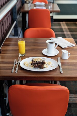 Komplett frokost hver dag (mot et tillegg)