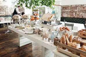 Daily buffet breakfast (EUR 28 per person)