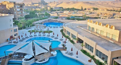 Le Méridien Pyramids Hotel & Spa