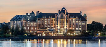 Delta Hotels by Marriott Victoria Ocean Pointe Resort