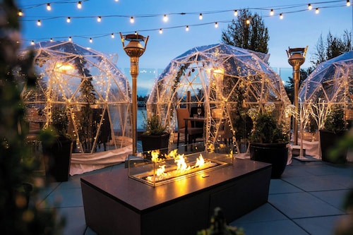 Delta Hotels by Marriott Victoria Ocean Pointe Resort