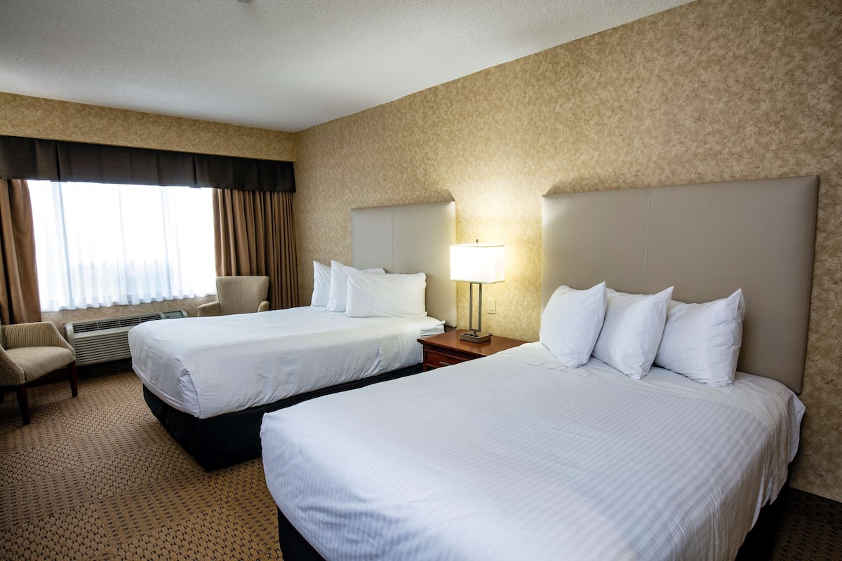 Standard Room, 2 Double Beds, Non Smoking | Premium bedding, blackout drapes, iron/ironing board, travel crib
