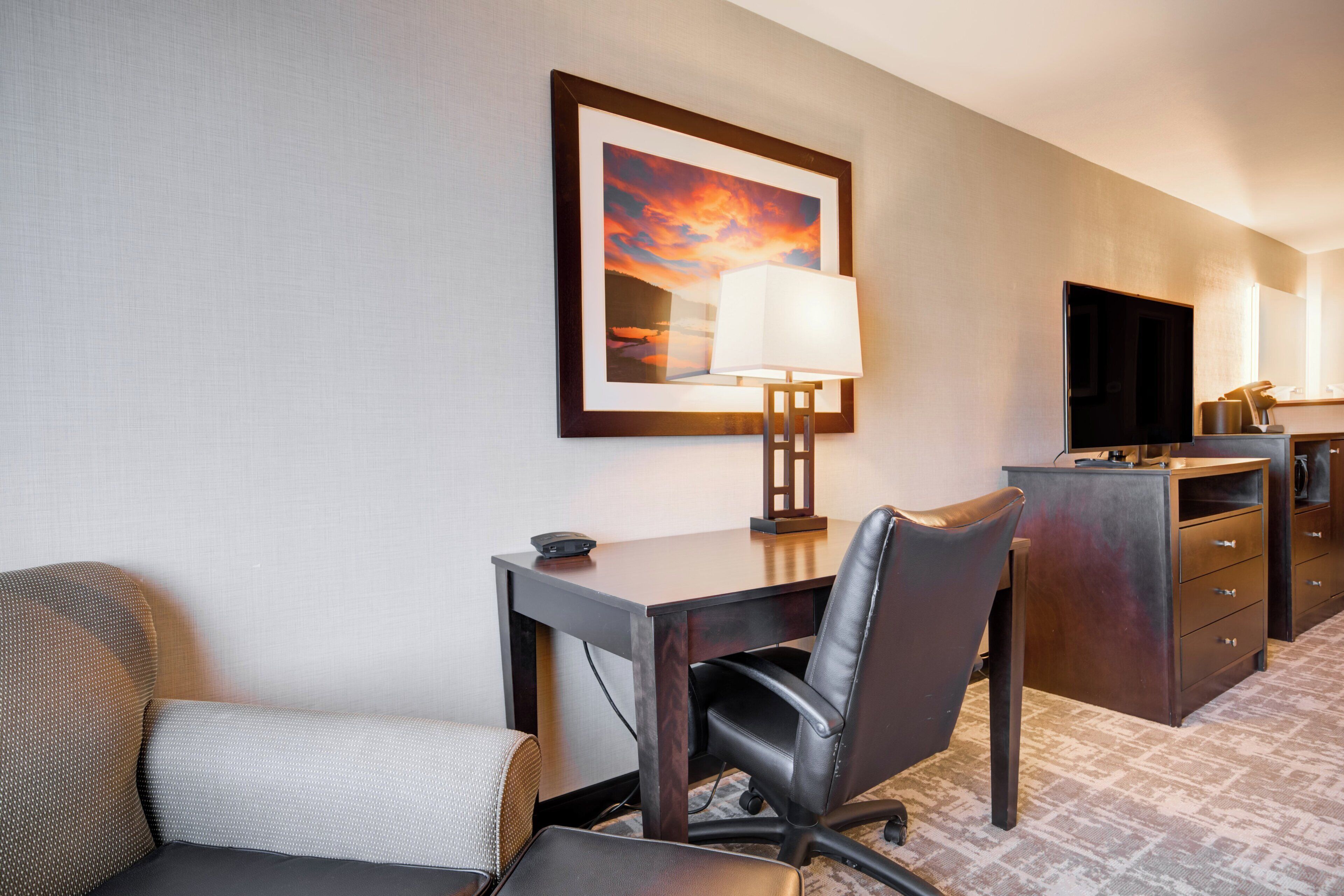 1 bedroom, in-room safe, desk, iron/ironing board