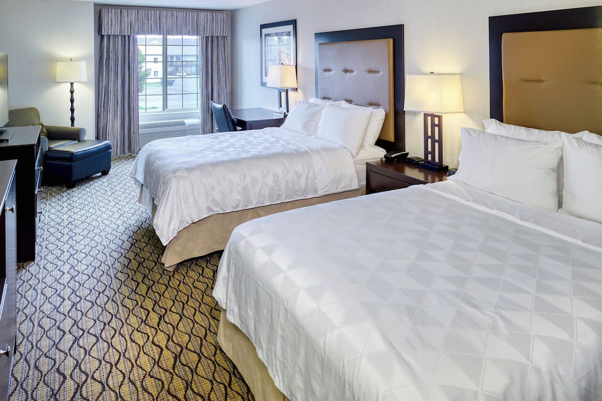 1 bedroom, in-room safe, desk, iron/ironing board
