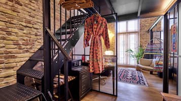 Loft | 1 habitación, espacio para trabajar con laptop y wifi gratis