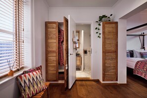Superior Double Room | Laptop workspace, free WiFi, bed sheets - Babette Guldsmeden (Copenhagen)