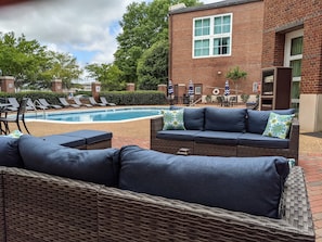 Outdoor pool, pool umbrellas, sun loungers