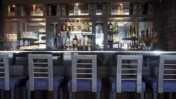 Bar (en la propiedad)