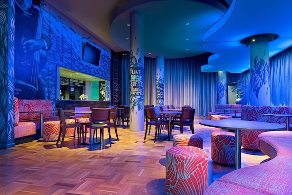 2 restaurants servant le petit déjeuner