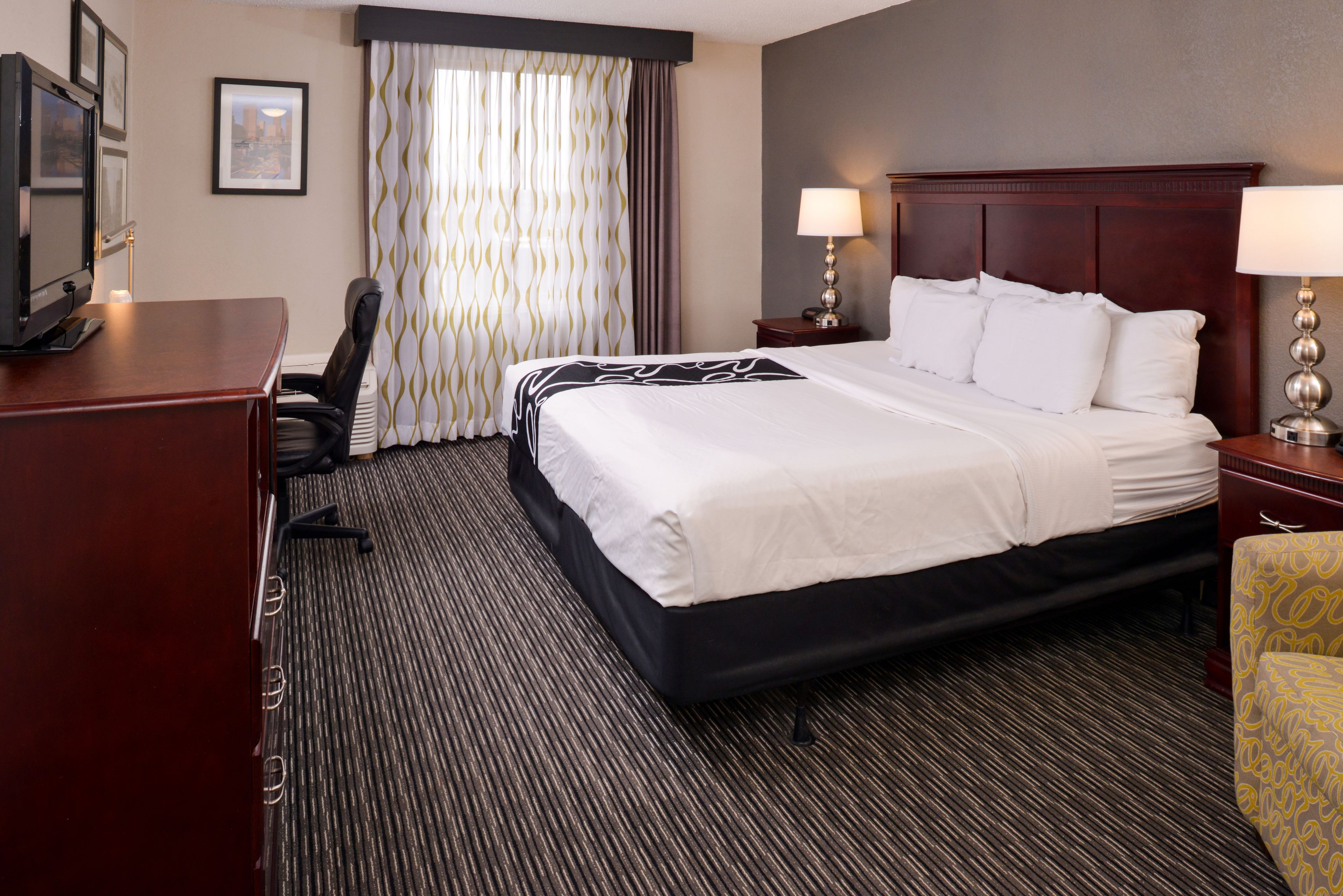 Room, 1 King Bed, Non Smoking | Desk, laptop workspace, blackout drapes, iron/ironing board