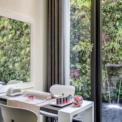 Couples treatment rooms, sauna, steam room, Turkish bath