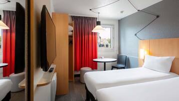 高級寢具、書桌、遮光布/窗簾、隔音