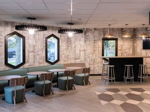 Lobby-Lounge