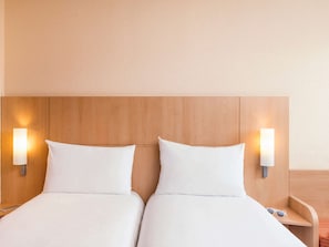 Standard Room, 2 Single Beds | Premium bedding, desk, blackout curtains, soundproofing