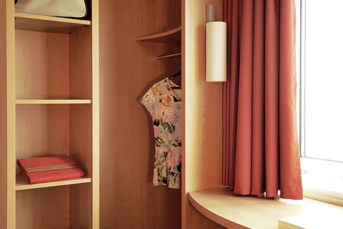 Standard Twin Room, 2 Twin Beds | Hypo-allergenic bedding available, desk, blackout drapes, soundproofing