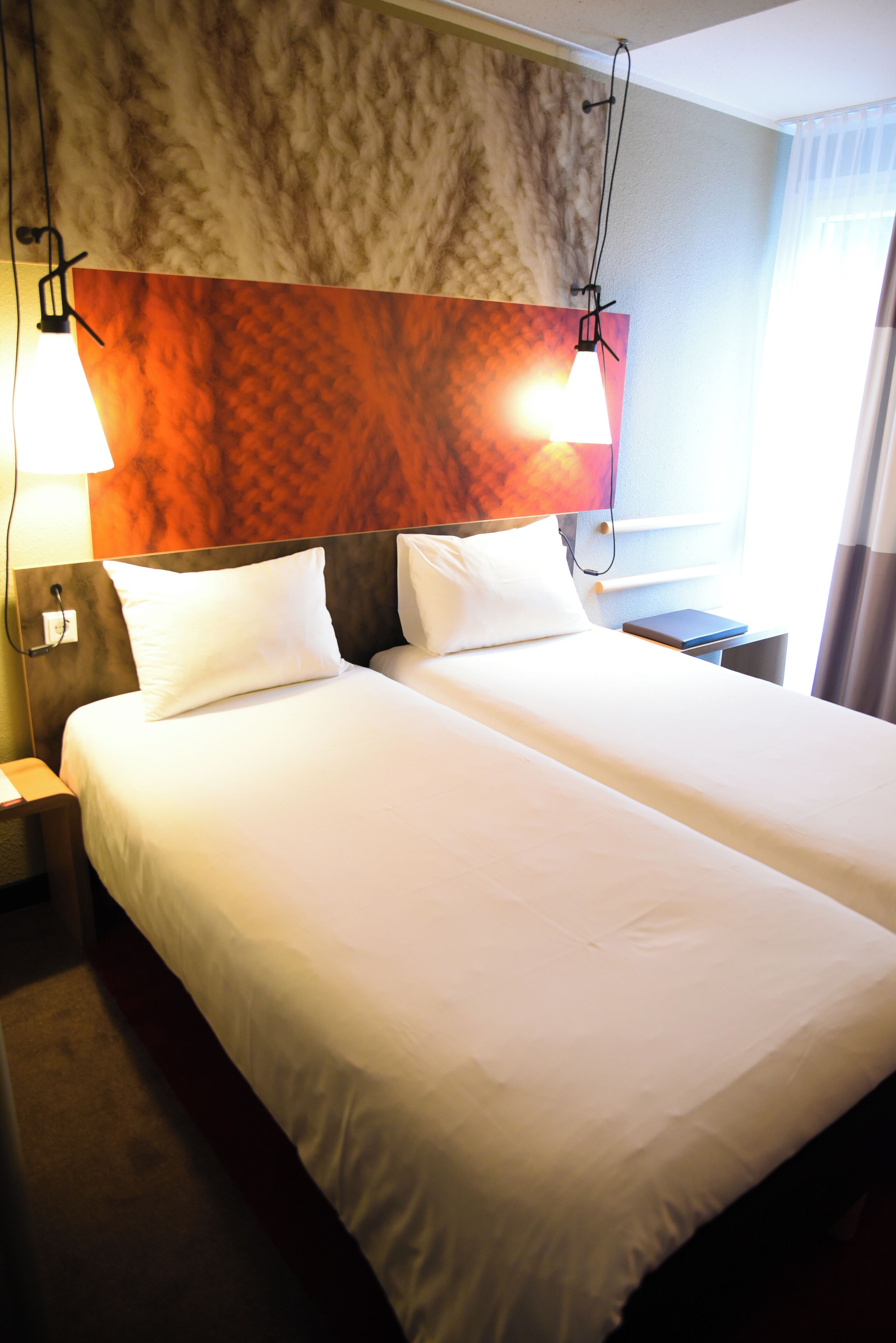 standard twin room, 2 single beds | hypo-allergenic bedding, desk, blackout curtains, soundproofing