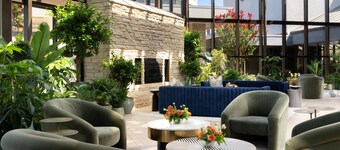 DoubleTree by Hilton Fairfield Hotel & Suites