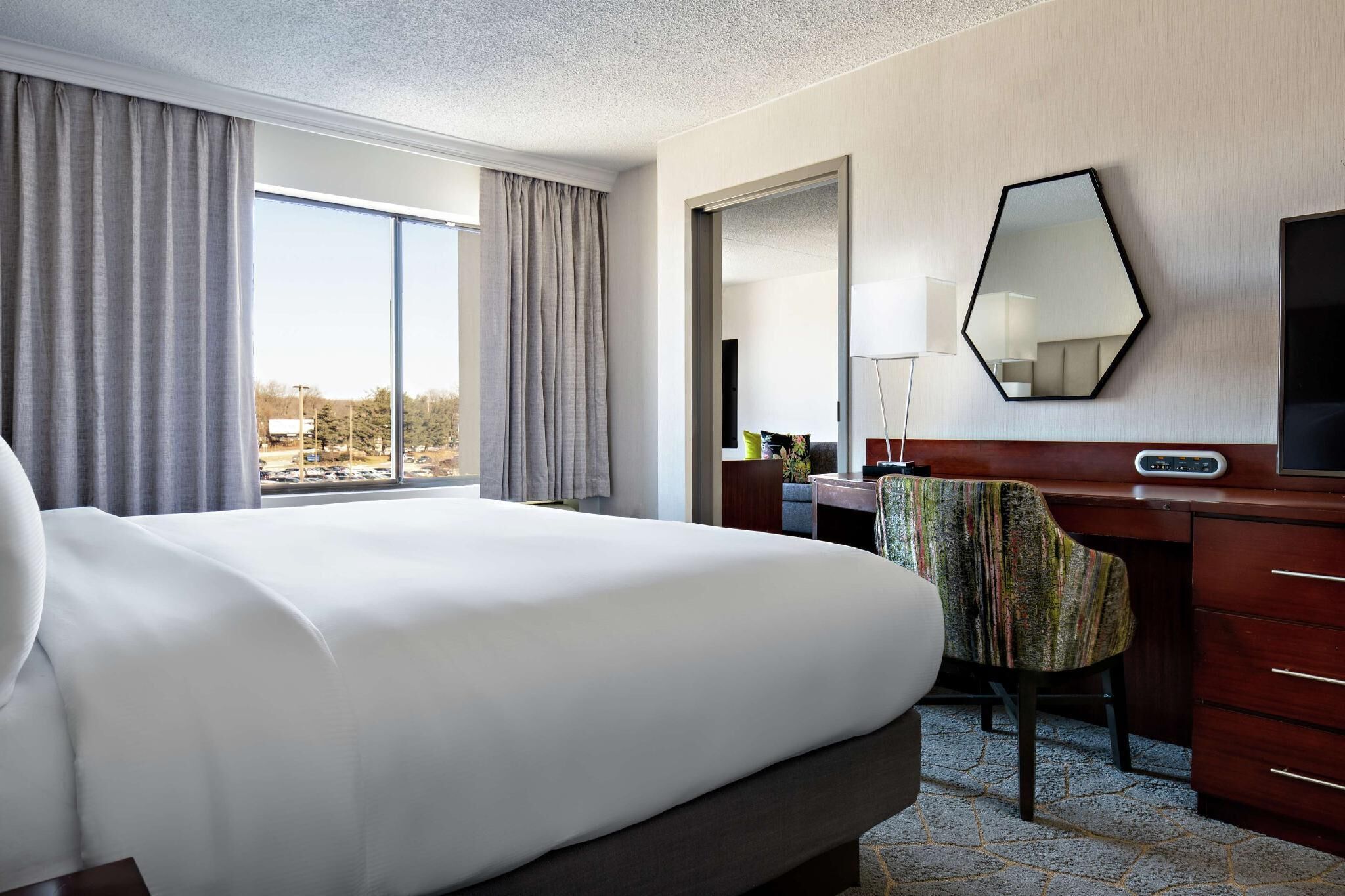 Hypo-allergenic bedding, in-room safe, desk, soundproofing