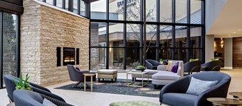 DoubleTree by Hilton Fairfield Hotel & Suites