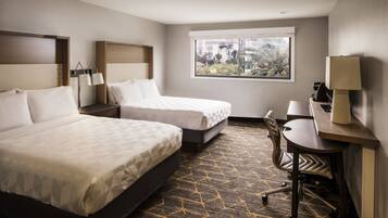 Työpöytä, pimennysverhot, silitysrauta/-lauta, ilmainen Wi-Fi