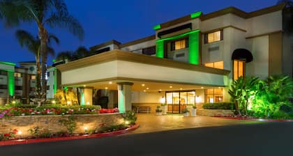 Holiday Inn Santa Ana Orange County Airport, an IHG Hotel