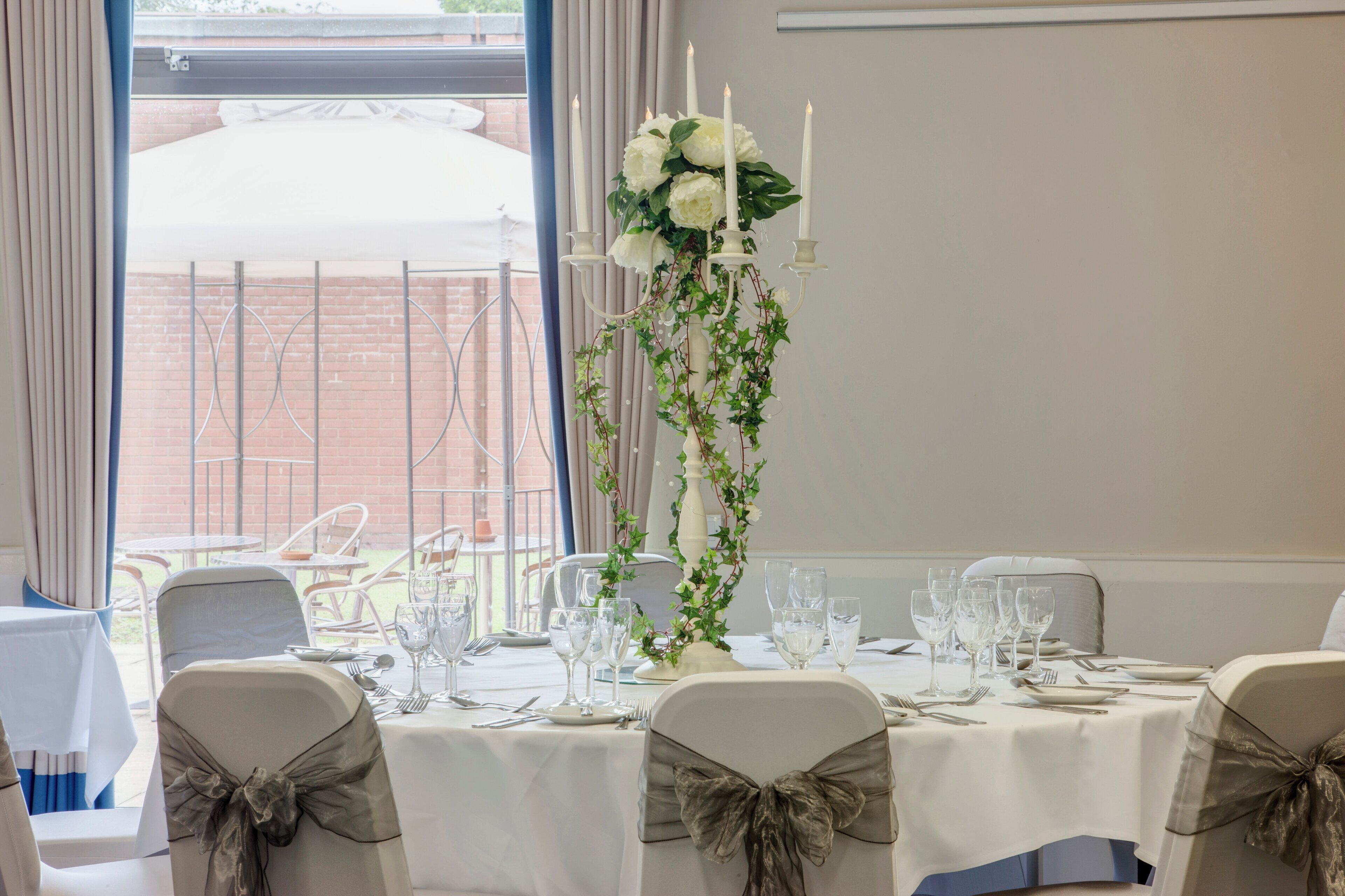 Banquet hall