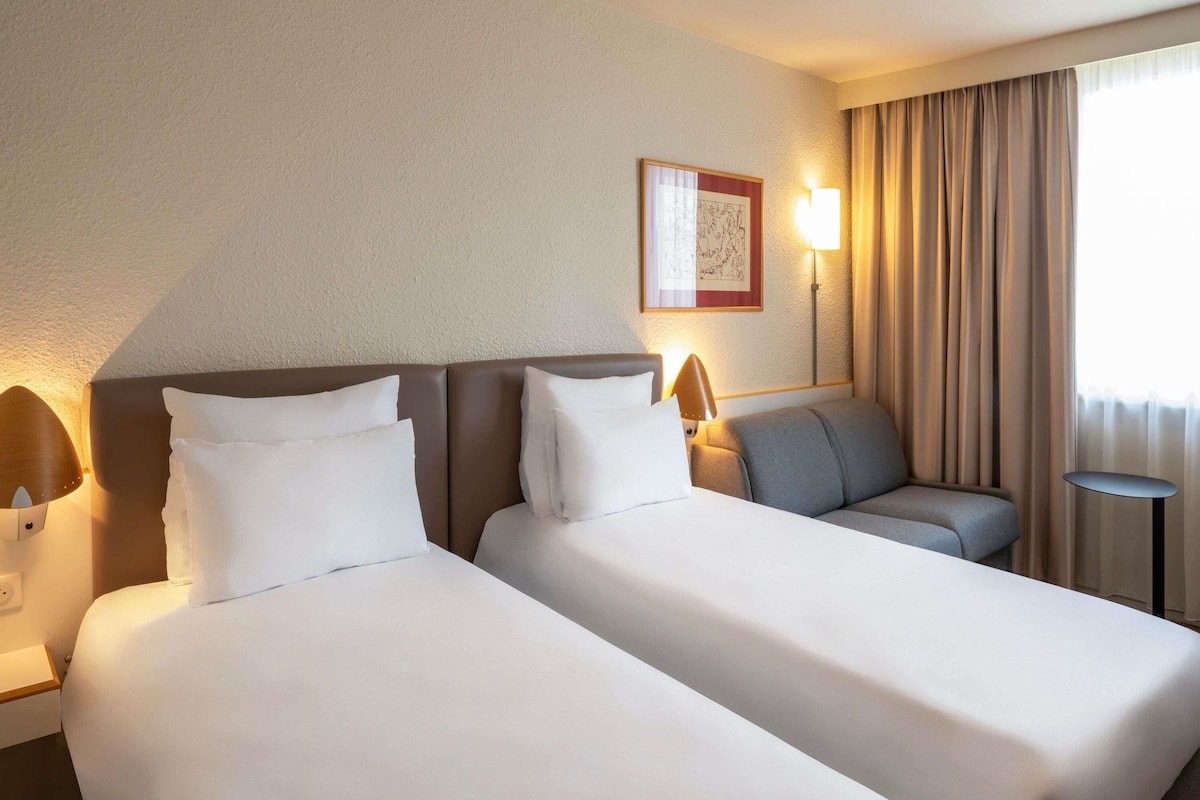 Classic Room, 1 Double Bed with Sofa bed | Premium bedding, desk, blackout curtains, soundproofing