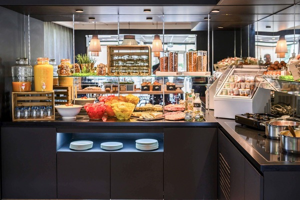 Daily buffet breakfast for a fee