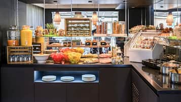 Daily buffet breakfast (EUR 18.50 per person)