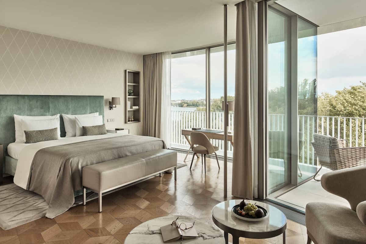 fontenay deluxe | 1 bedroom, premium bedding, free minibar items, in-room safe