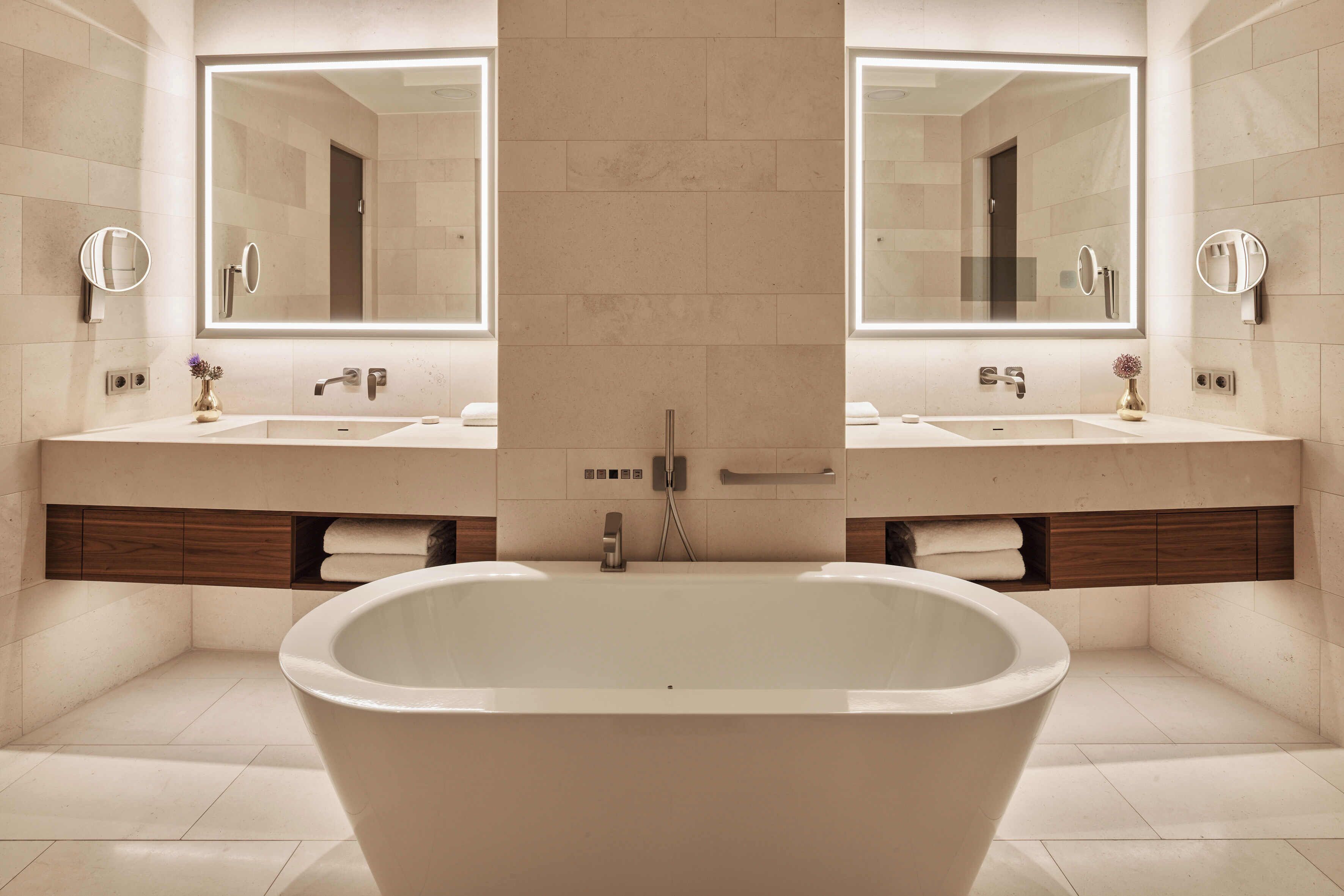 alster suite | 1 bedroom, premium bedding, free minibar items, in-room safe