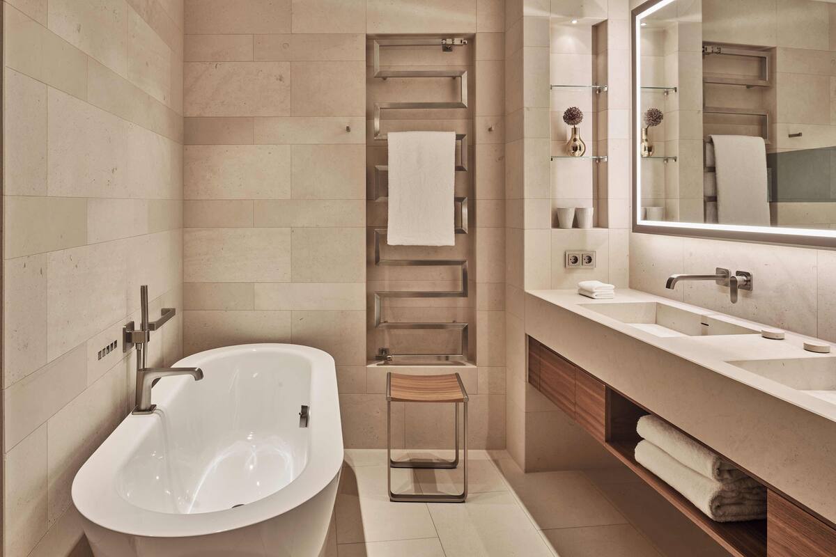 alster suite | 1 bedroom, premium bedding, free minibar items, in-room safe