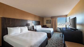 1 bedroom, premium bedding, desk, blackout curtains