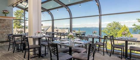 Dinner served, American cuisine, sea views