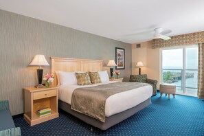 Egyptian cotton sheets, in-room safe, individually decorated - Atlantic Oceanside Hotel & Conference Center (Bar Harbor)