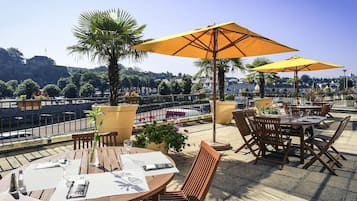 Frühstück, Mittagessen, Abendessen, französische Küche