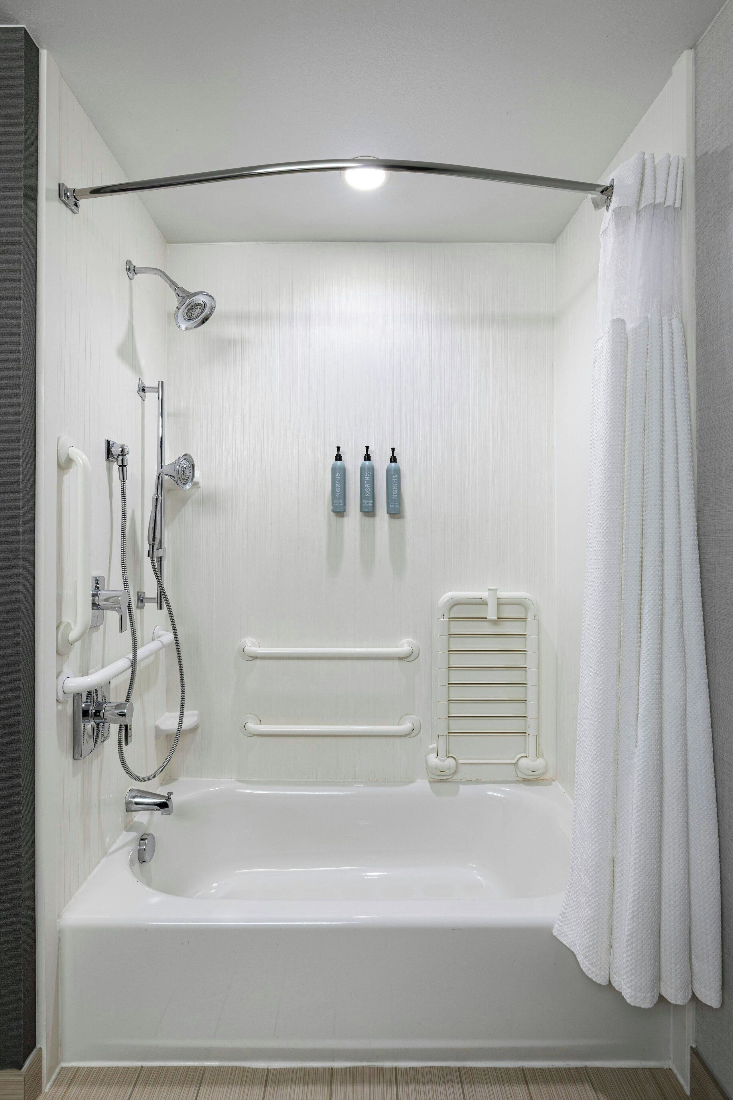 room, 1 king bed (mobility accessible, tub) | bathroom | free toiletries, hair dryer, towels