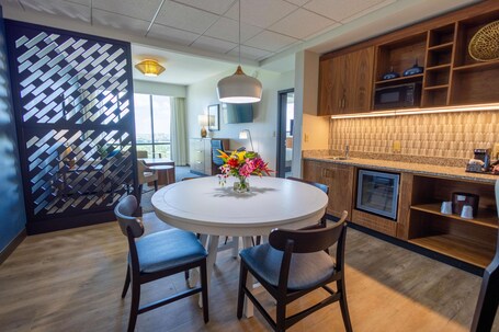 Drury Plaza Hotel Orlando Disney Springs Area - Image 18
