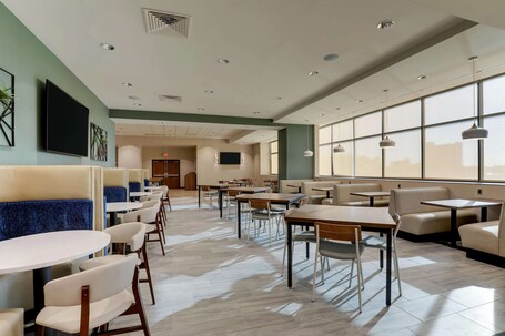 Drury Plaza Hotel Orlando Disney Springs Area - Image 81
