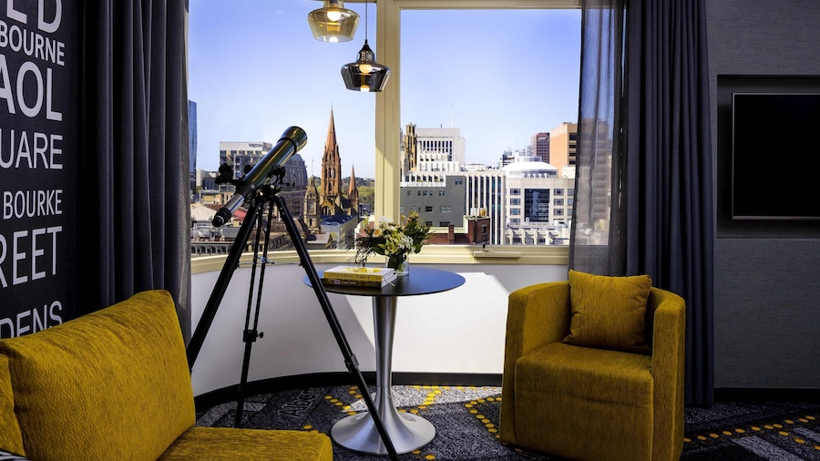 Pullman Melbourne City Centre