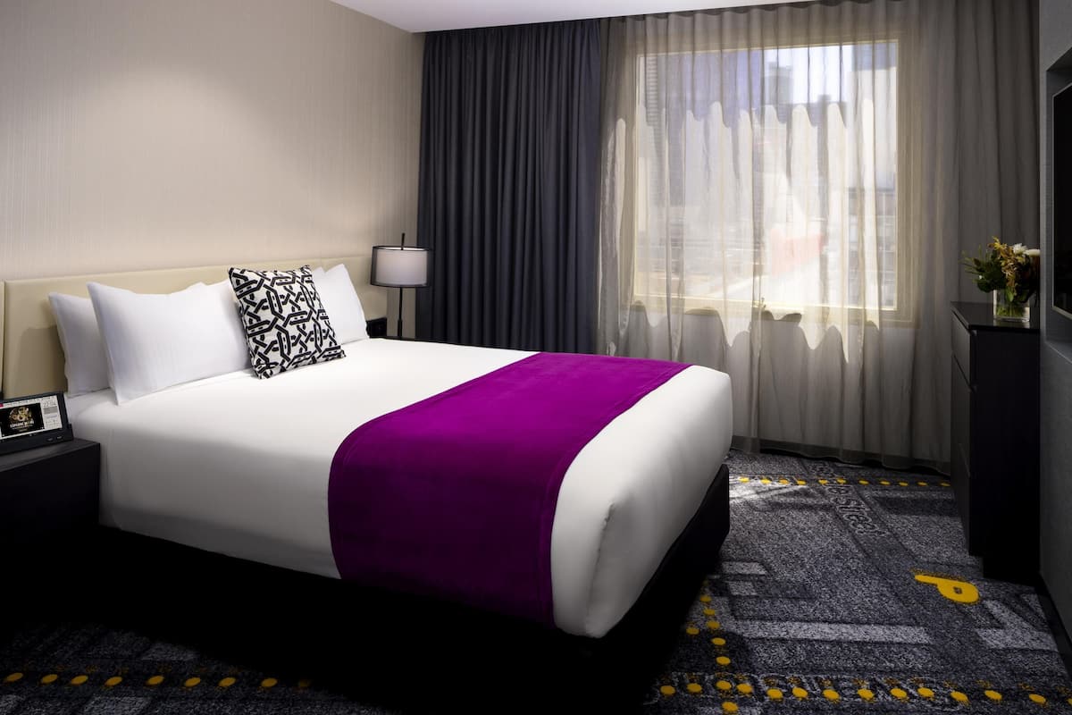 Klassieke kamer, 1 queensize bed | Een minibar, een kluis op de kamer, een laptopwerkplek