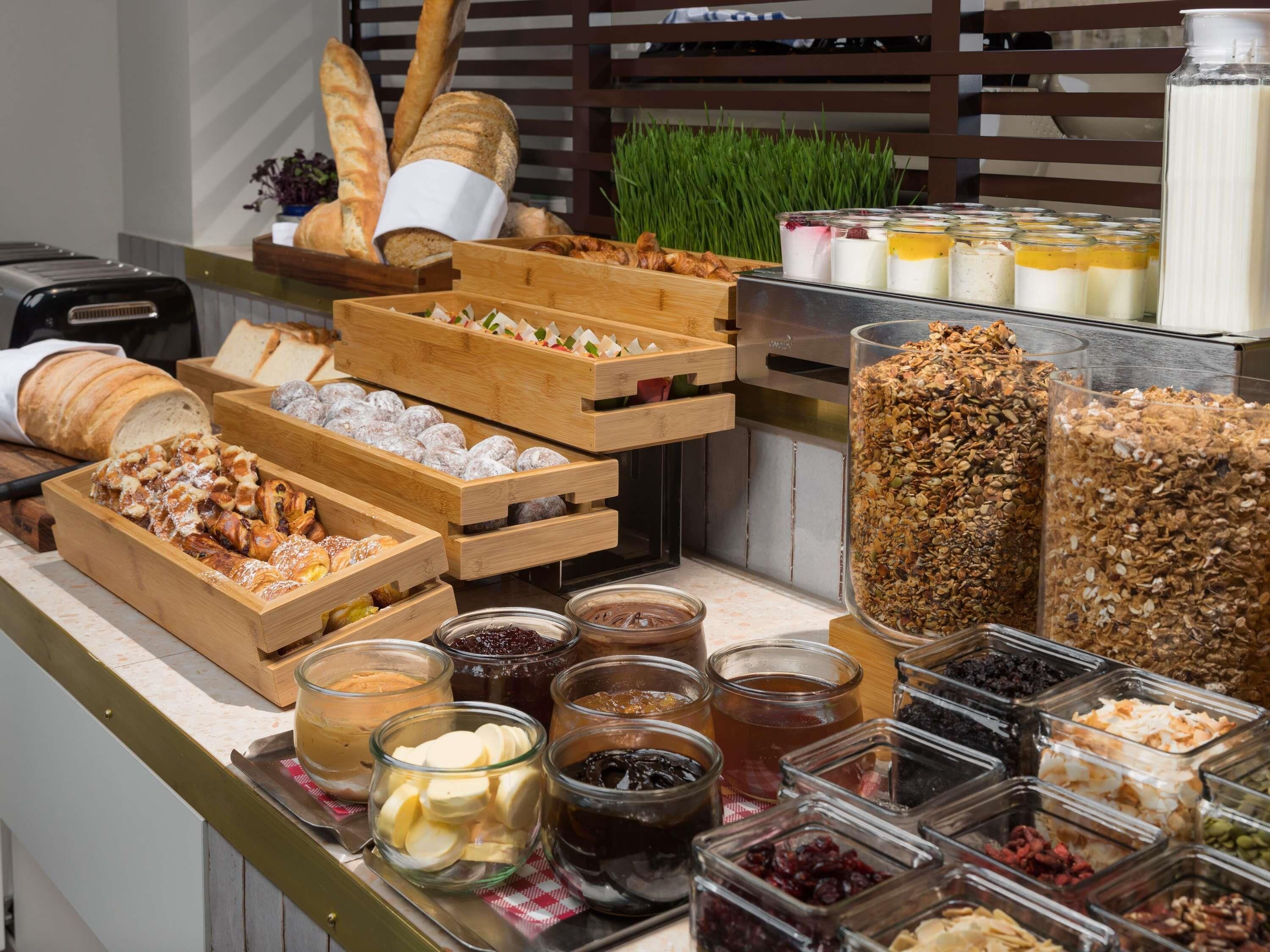 Daily cooked-to-order breakfast for a fee