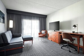 Télévision à écran plat de 37 pouces avec chaînes par satellite