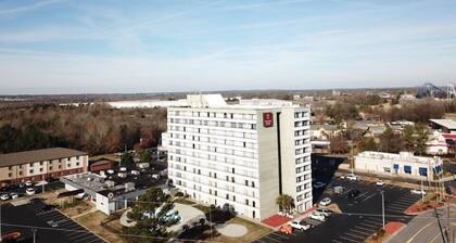 Clarion Hotel Fort Mill Near Amusement Park